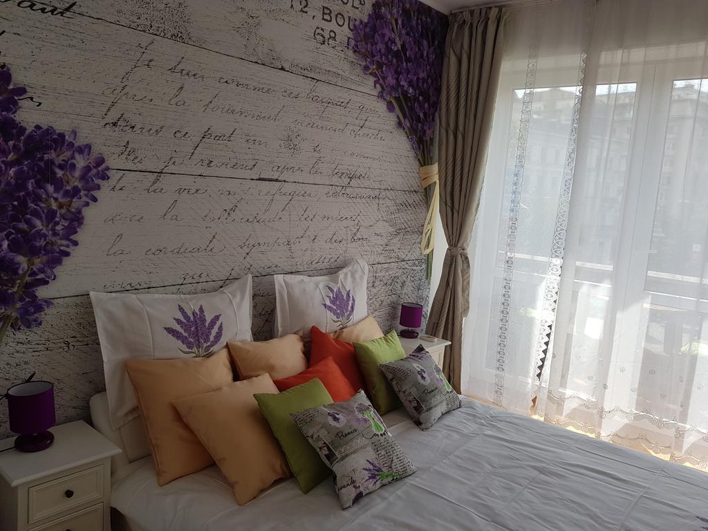 Bucharest Old Town 2 Bedrooms With Balcony By Orchid Garden Exteriör bild