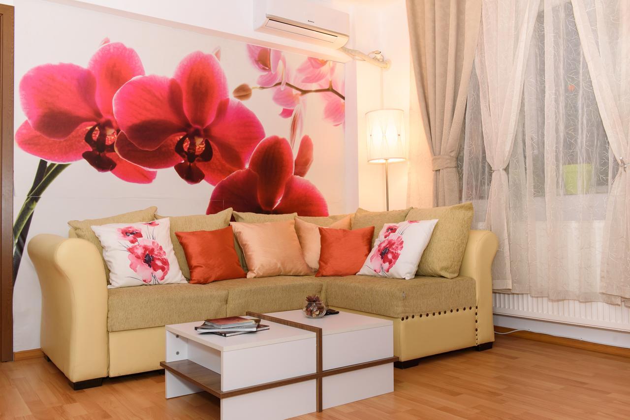 Bucharest Old Town 2 Bedrooms With Balcony By Orchid Garden Exteriör bild